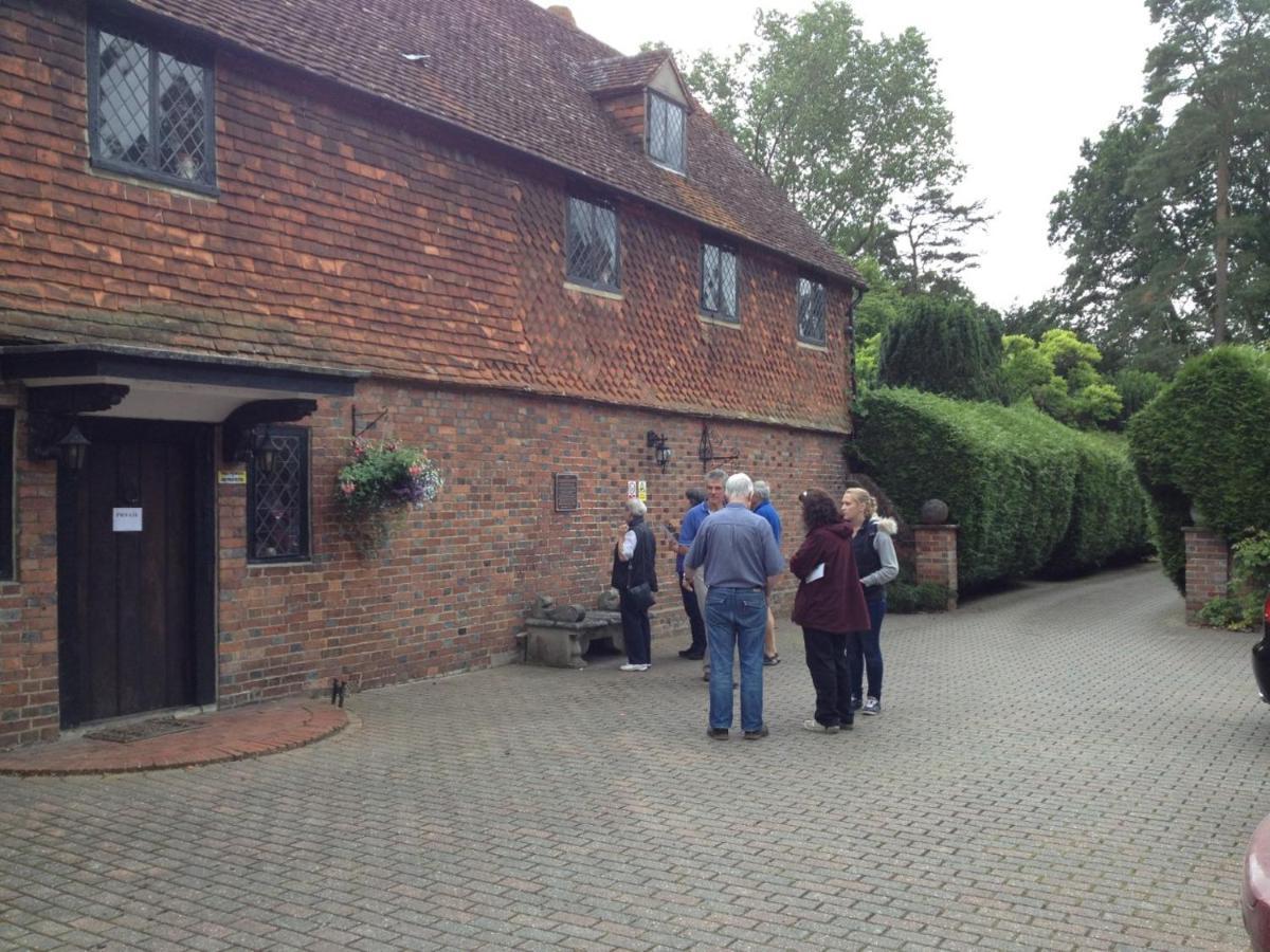 The Garth Guest Suite Studio Cottage Lingfield Exterior foto
