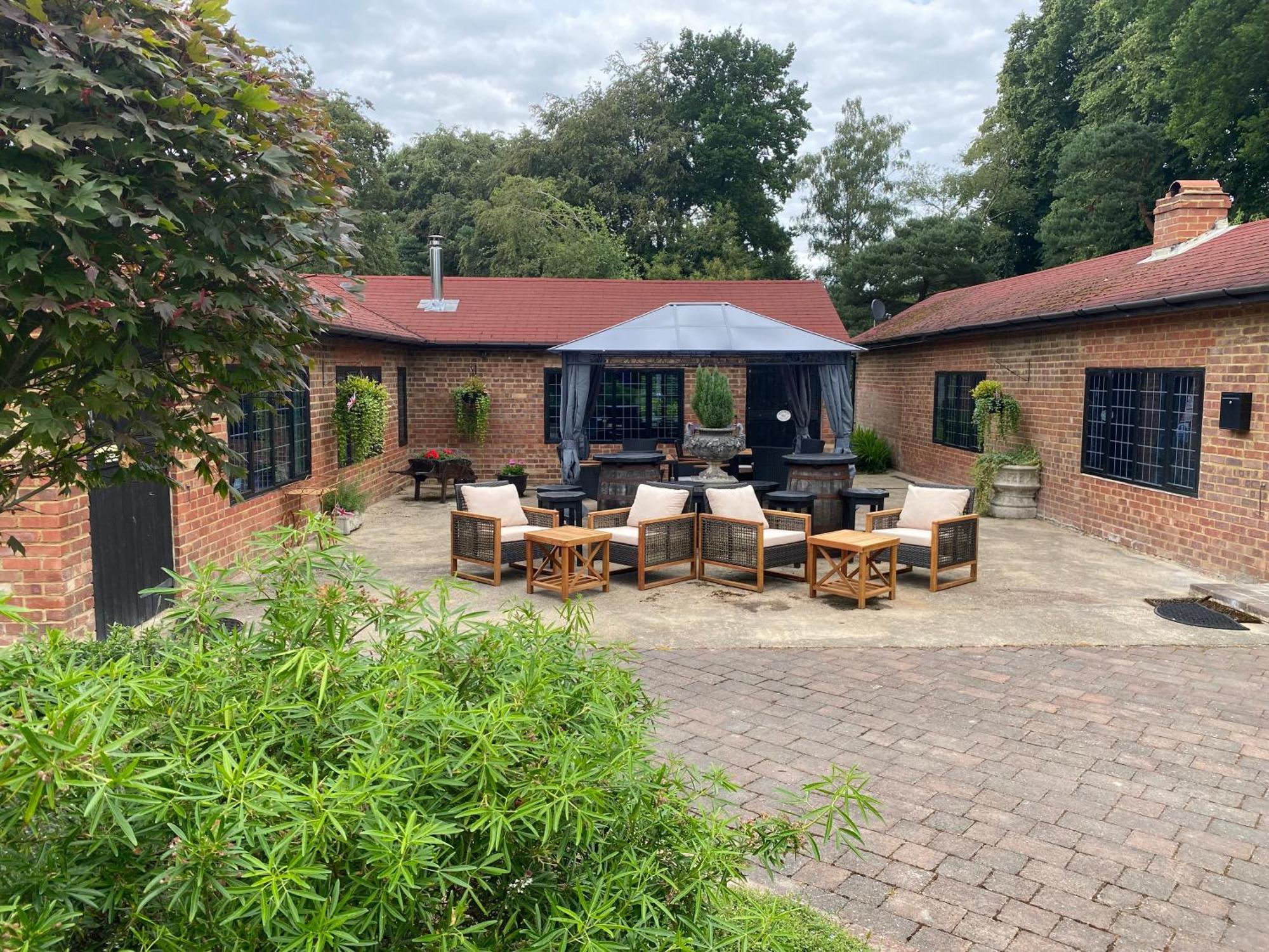 The Garth Guest Suite Studio Cottage Lingfield Exterior foto